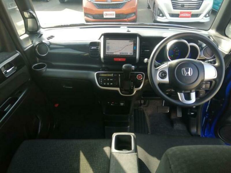 N BOX CUSTOM