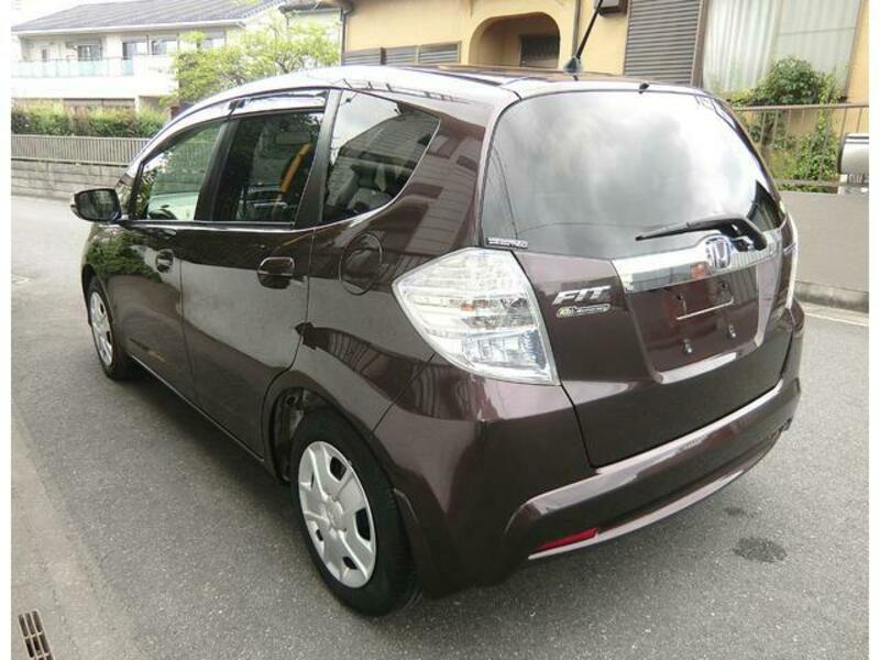 FIT HYBRID