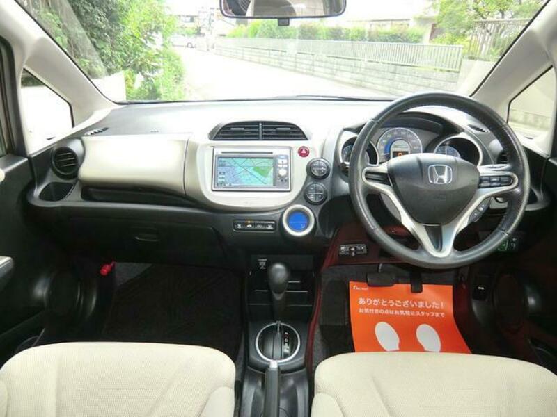 FIT HYBRID