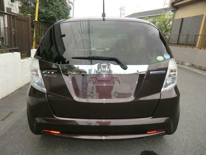 FIT HYBRID