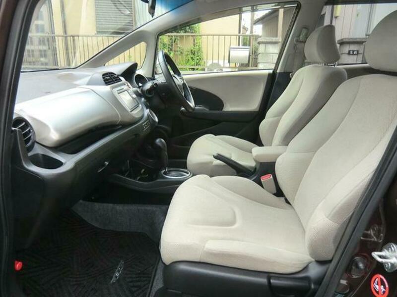 FIT HYBRID