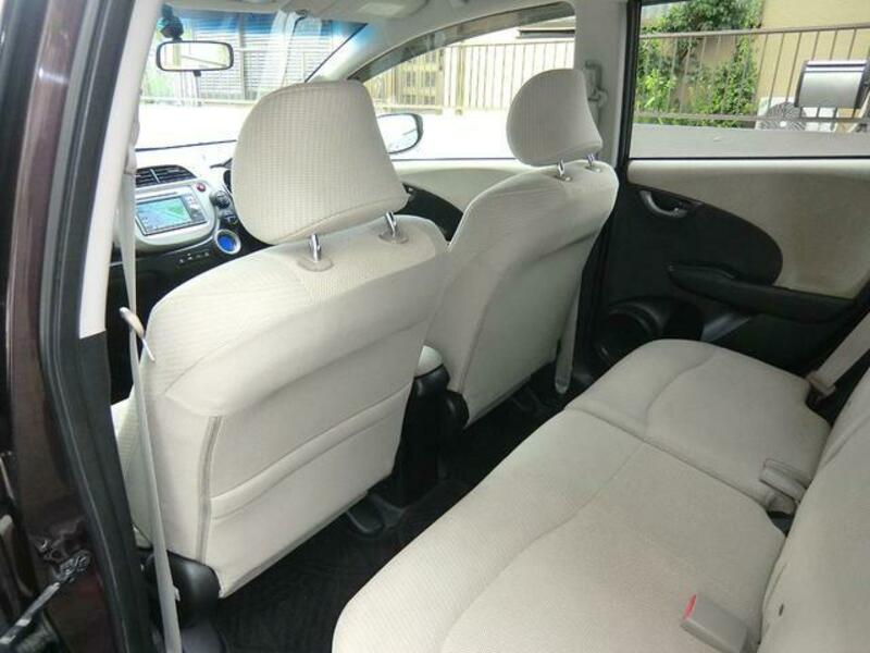 FIT HYBRID