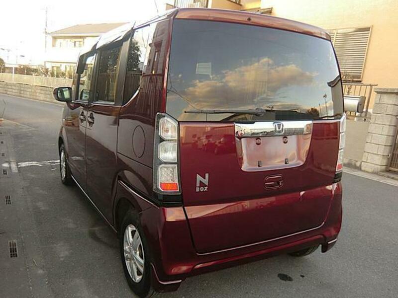 N BOX