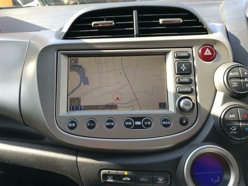 FIT HYBRID