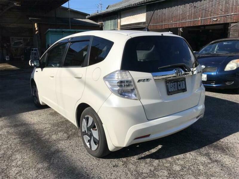 FIT HYBRID