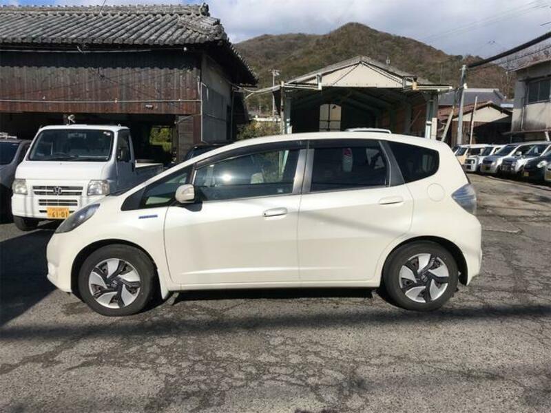 FIT HYBRID