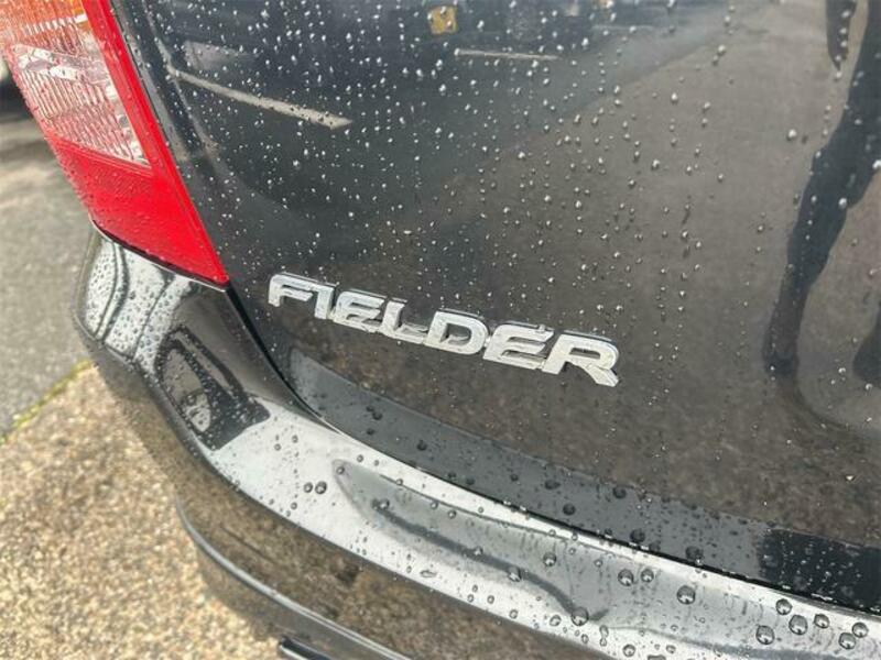 COROLLA FIELDER