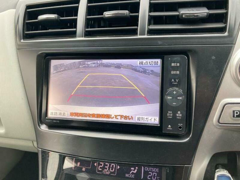 PRIUS ALPHA