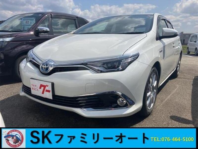 TOYOTA AURIS