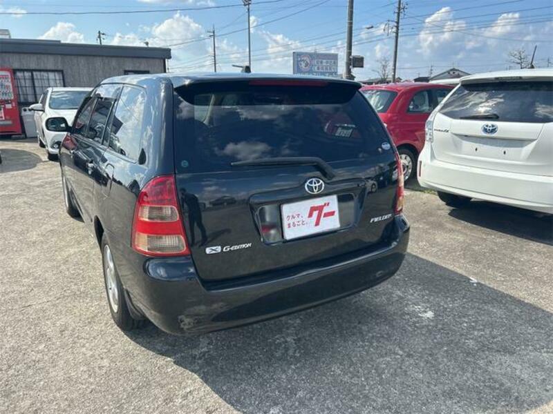 COROLLA FIELDER
