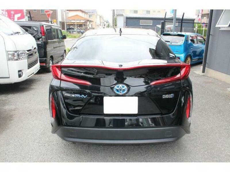 PRIUS PHV