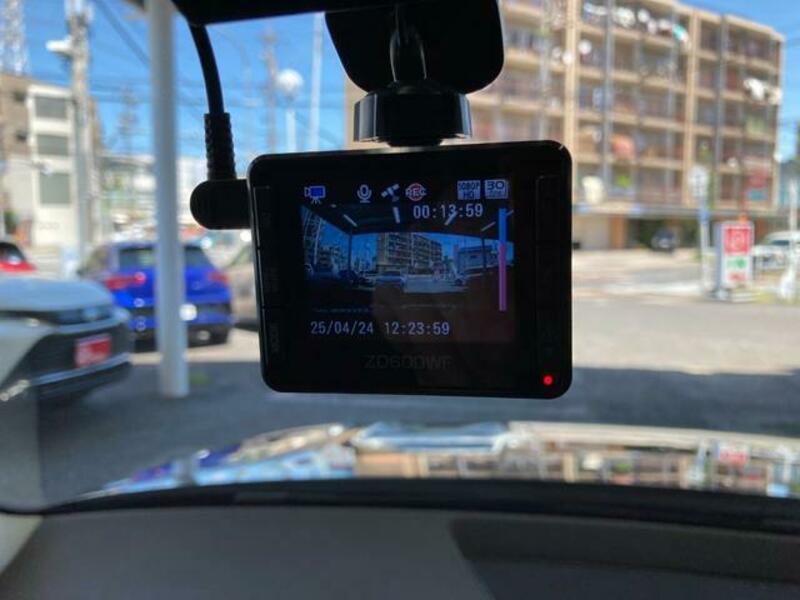 Q2