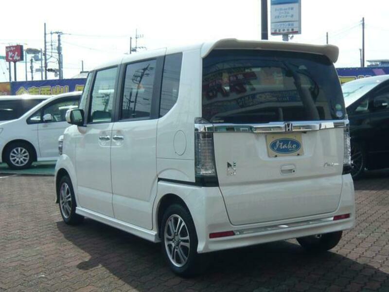 N BOX CUSTOM