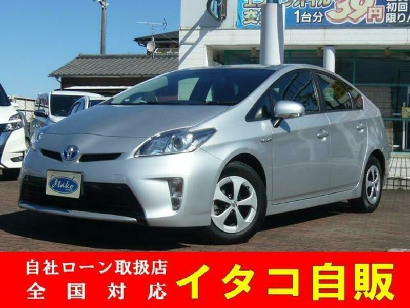TOYOTA PRIUS