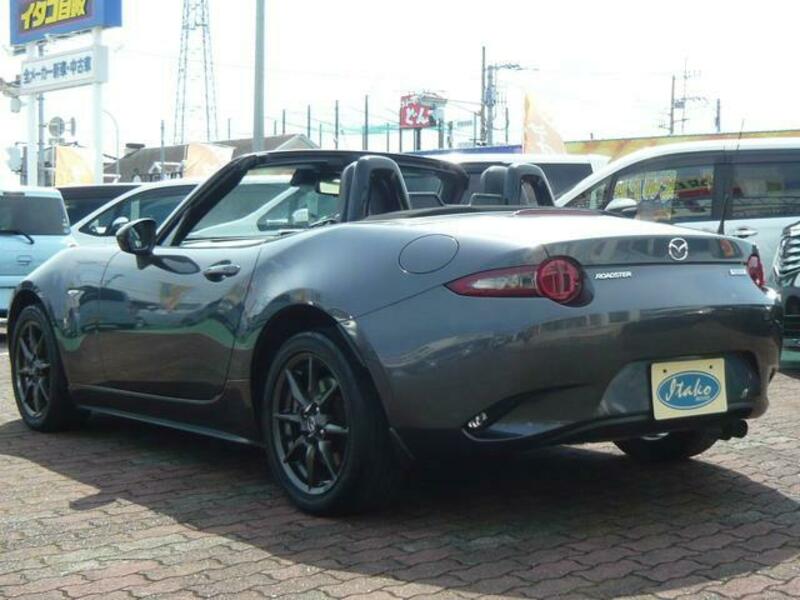 ROADSTER