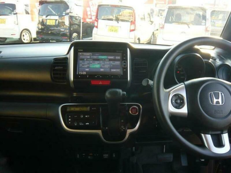 N BOX