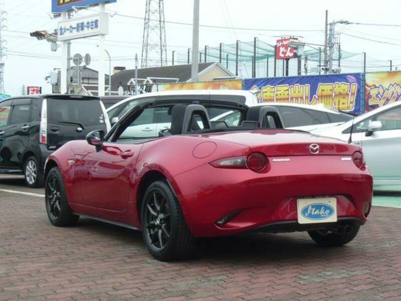 ROADSTER