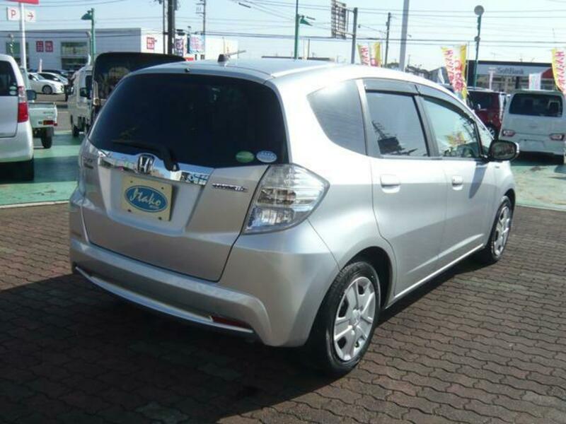 FIT HYBRID