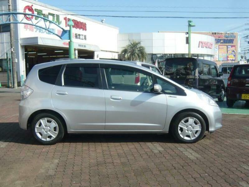 FIT HYBRID