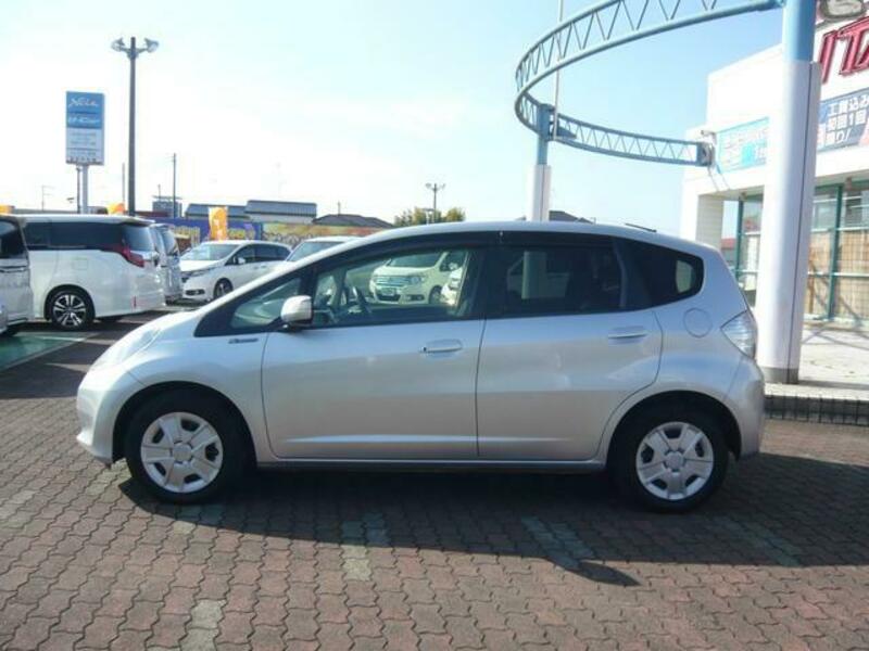 FIT HYBRID