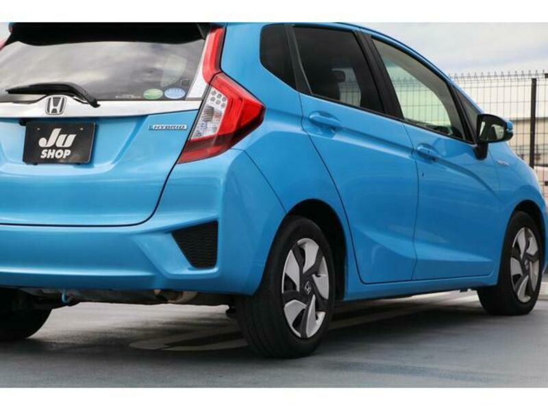 FIT HYBRID