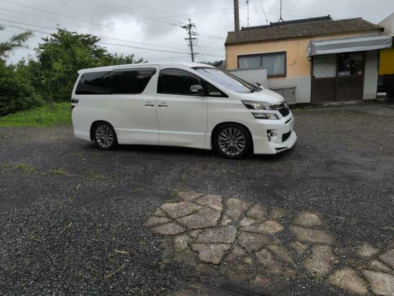 VELLFIRE