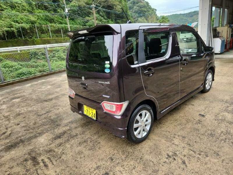 WAGON R