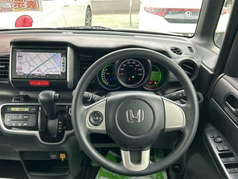 N BOX