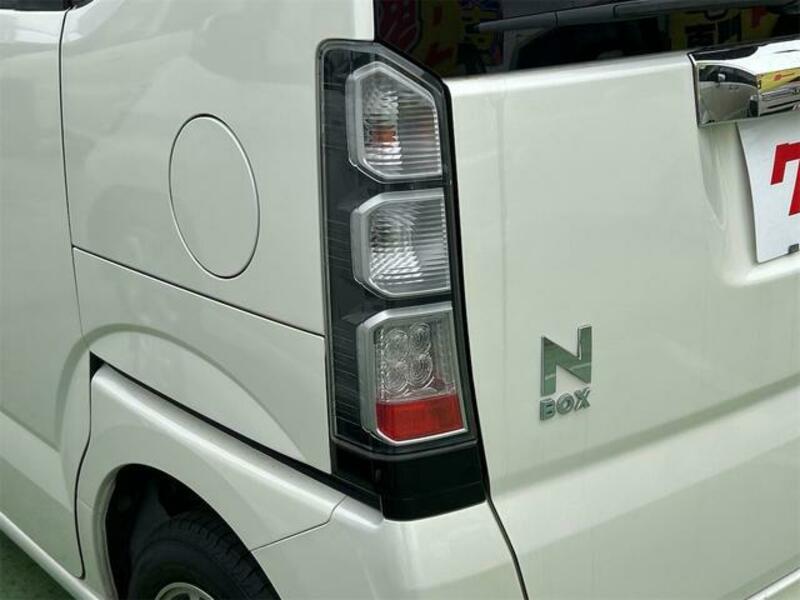 N BOX