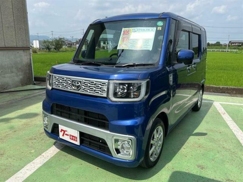 TOYOTA PIXIS MEGA