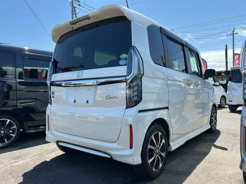 N BOX CUSTOM
