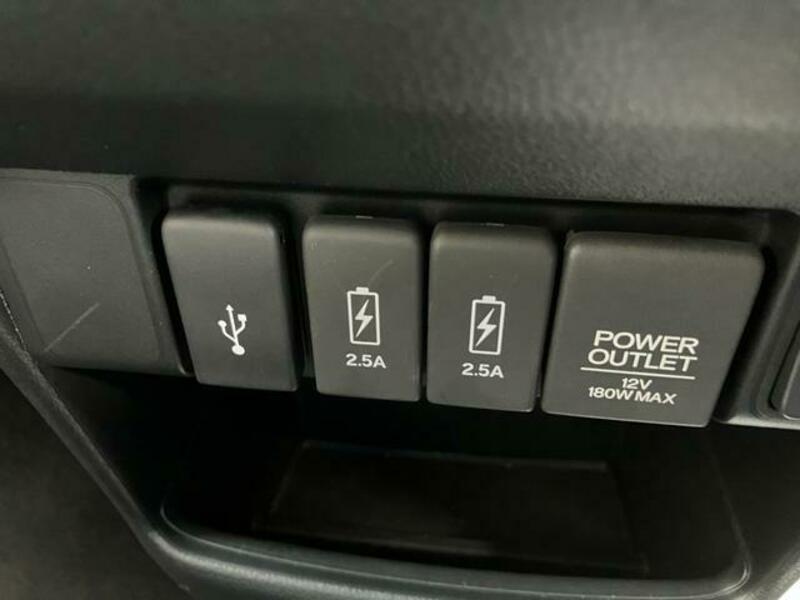 N BOX SLASH