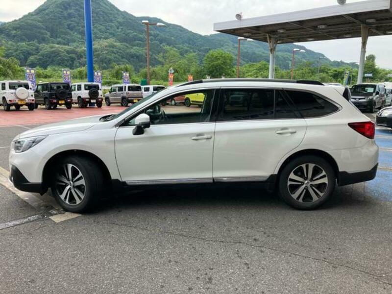 LEGACY OUTBACK