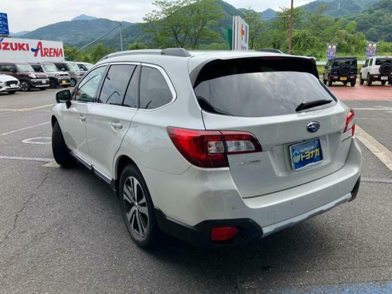 LEGACY OUTBACK
