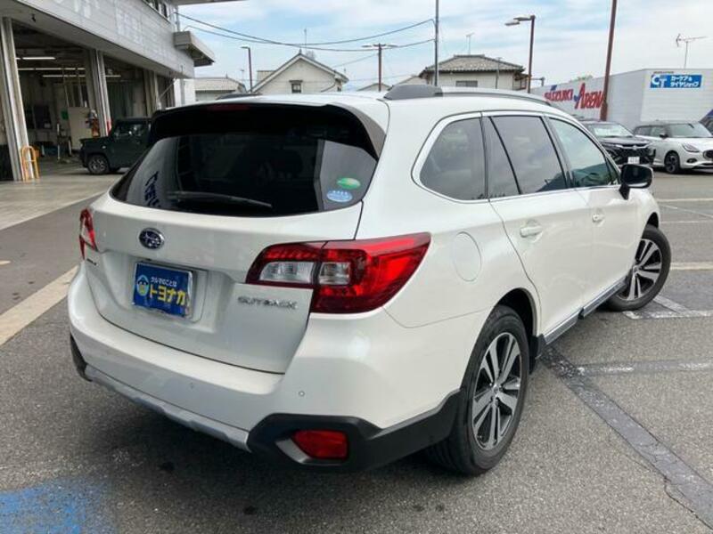 LEGACY OUTBACK