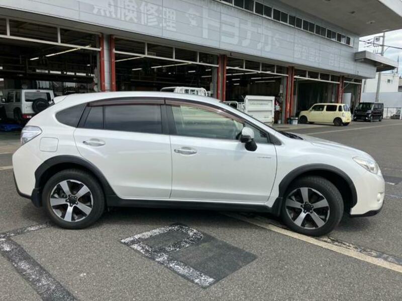 XV HYBRID