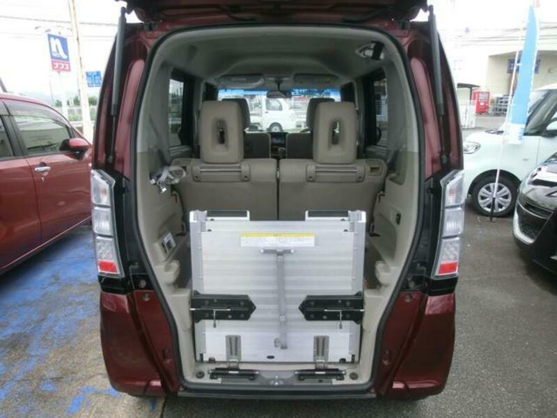 N BOX PLUS