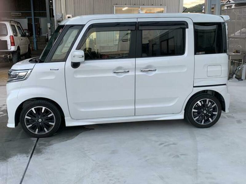 SPACIA CUSTOM