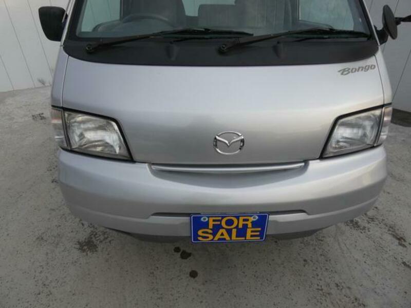 BONGO VAN