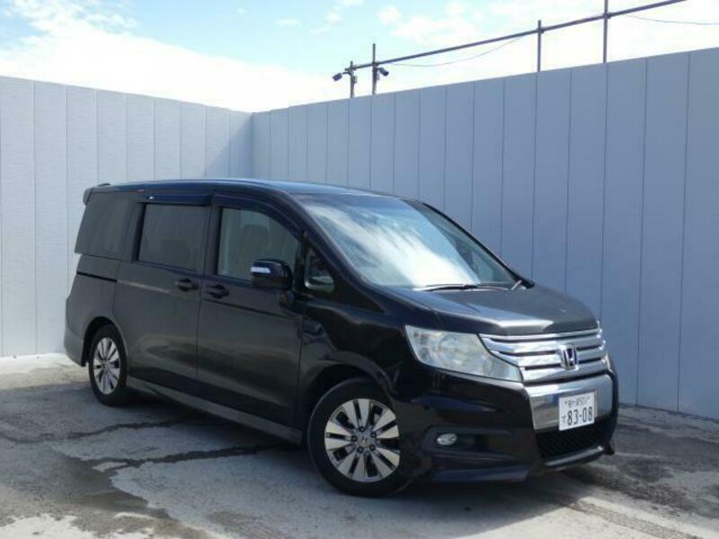 HONDA STEPWAGON SPADA