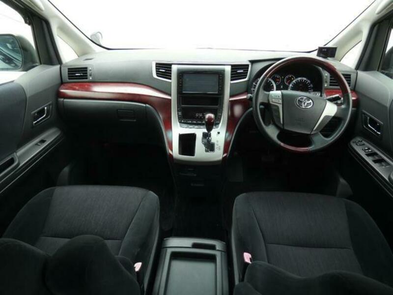 VELLFIRE
