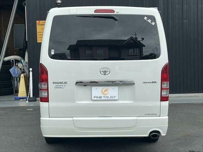 HIACE VAN