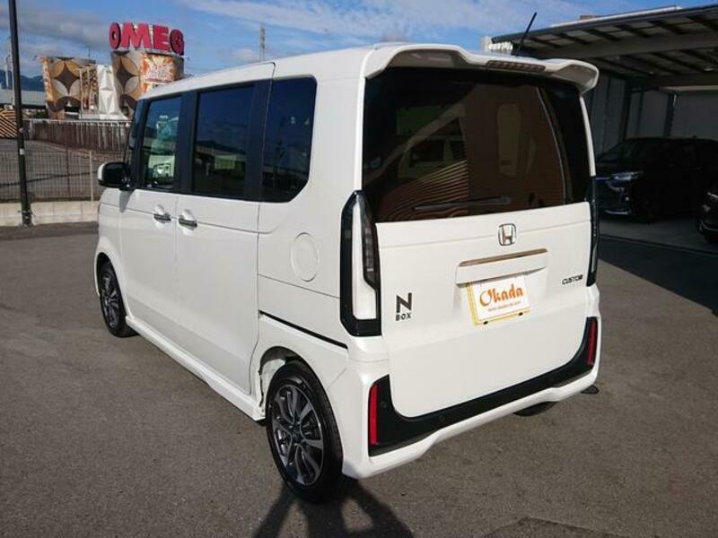 N BOX CUSTOM