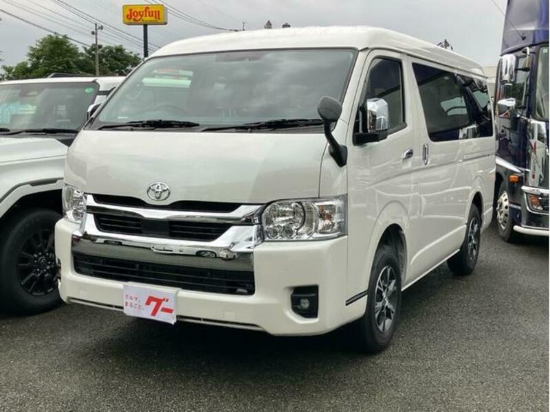 TOYOTA HIACE WAGON