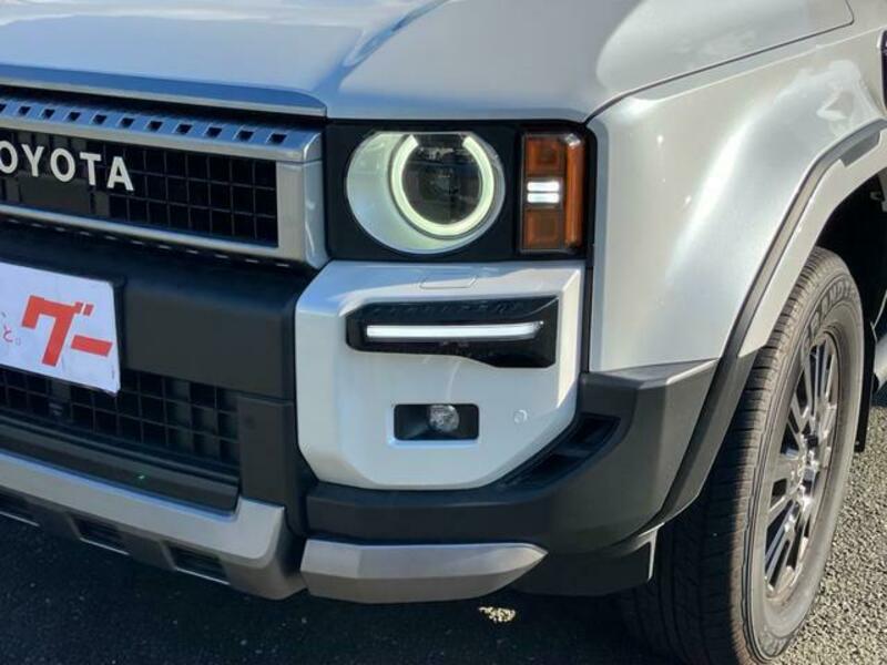 LAND CRUISER 250