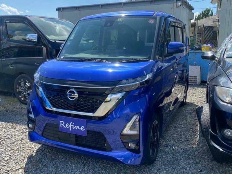 NISSAN ROOX