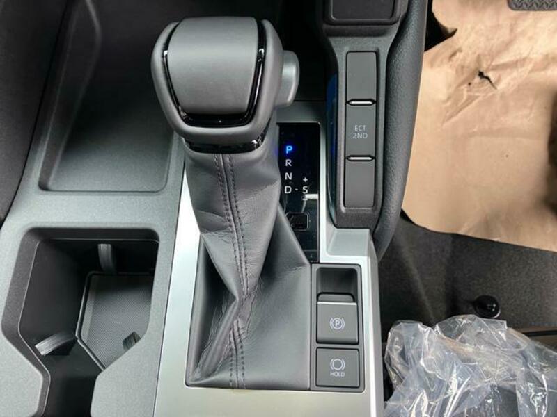 LAND CRUISER 250