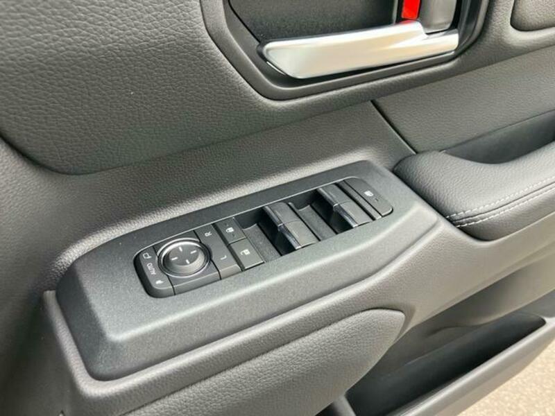 LAND CRUISER 250