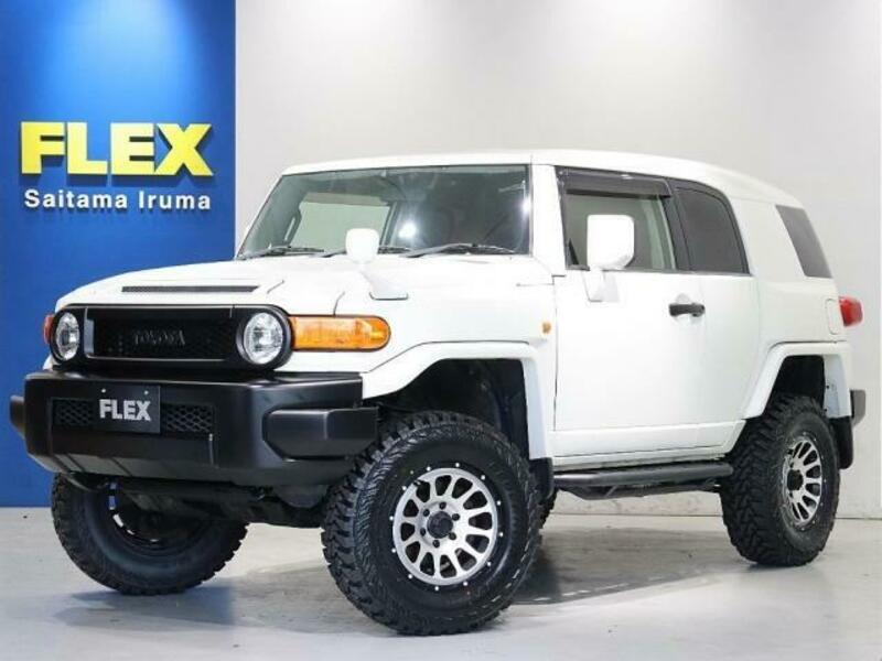 TOYOTA FJ CRUISER
