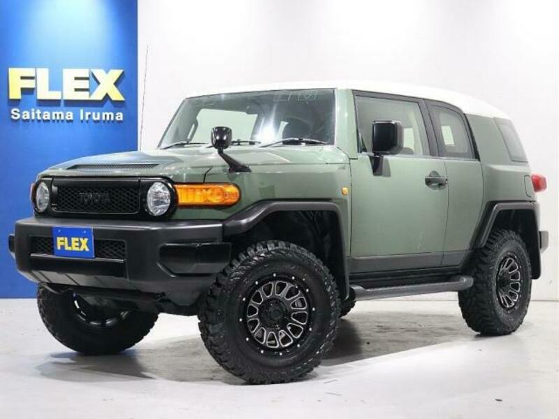 TOYOTA FJ CRUISER